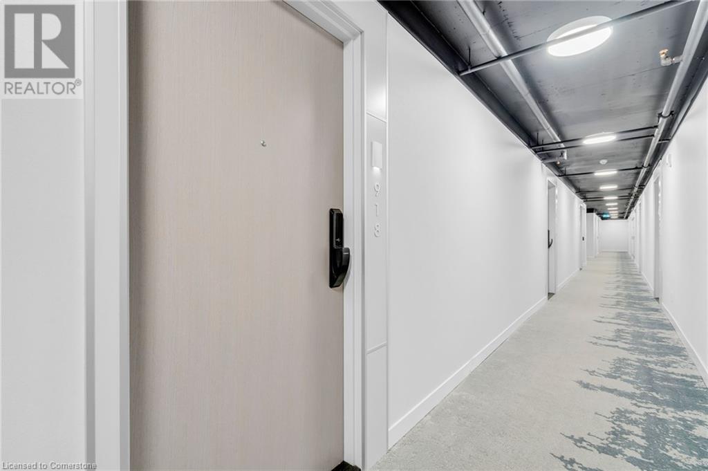 3200 Dakota Common Unit# B918, Burlington, Ontario  L7M 2A7 - Photo 3 - 40685217