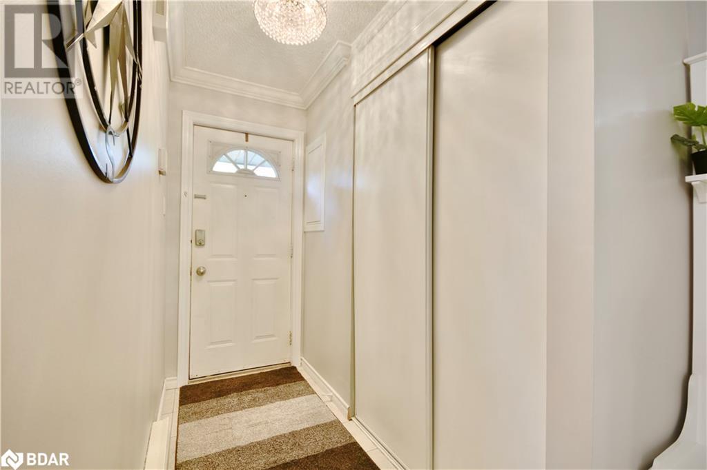 30 Loggers Run Unit# 8, Barrie, Ontario  L4N 6W2 - Photo 7 - 40685485