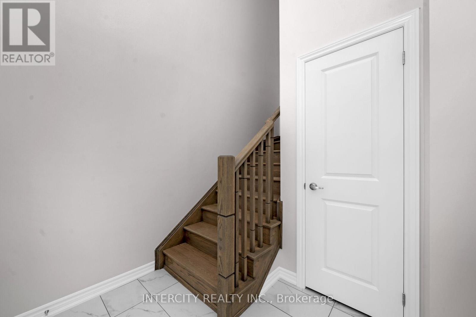 Property at 83 PUISAYA DRIVE image 5