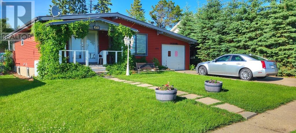 4714 48 Avenue, Bentley, Alberta  T0C 0J0 - Photo 3 - A2180899