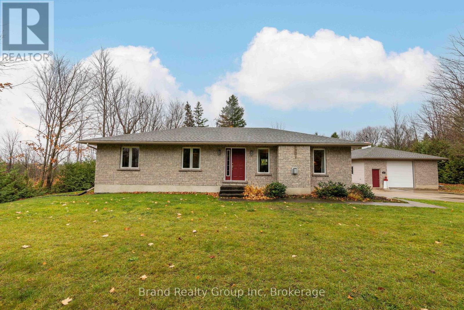 109 Alexandria St Street, Georgian Bluffs, Ontario  N0H 1S0 - Photo 2 - X10410071