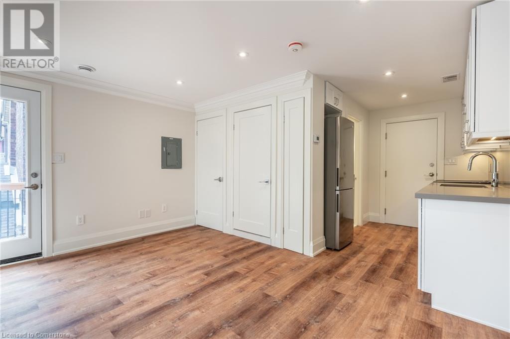 91 WELLINGTON Street Unit# 2, Hamilton, Ontario