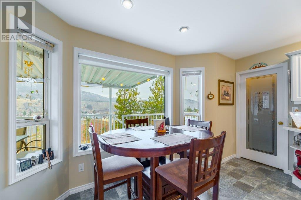 1002 Peachcliff Drive, Okanagan Falls, British Columbia  V0H 1R1 - Photo 22 - 10330447