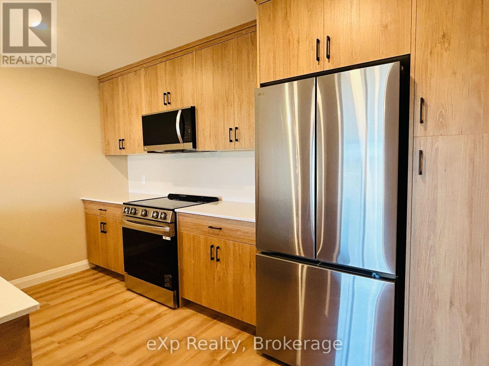 208 - 101 Eastridge Road, Brockton, Ontario  N0G 2V0 - Photo 5 - X11894324