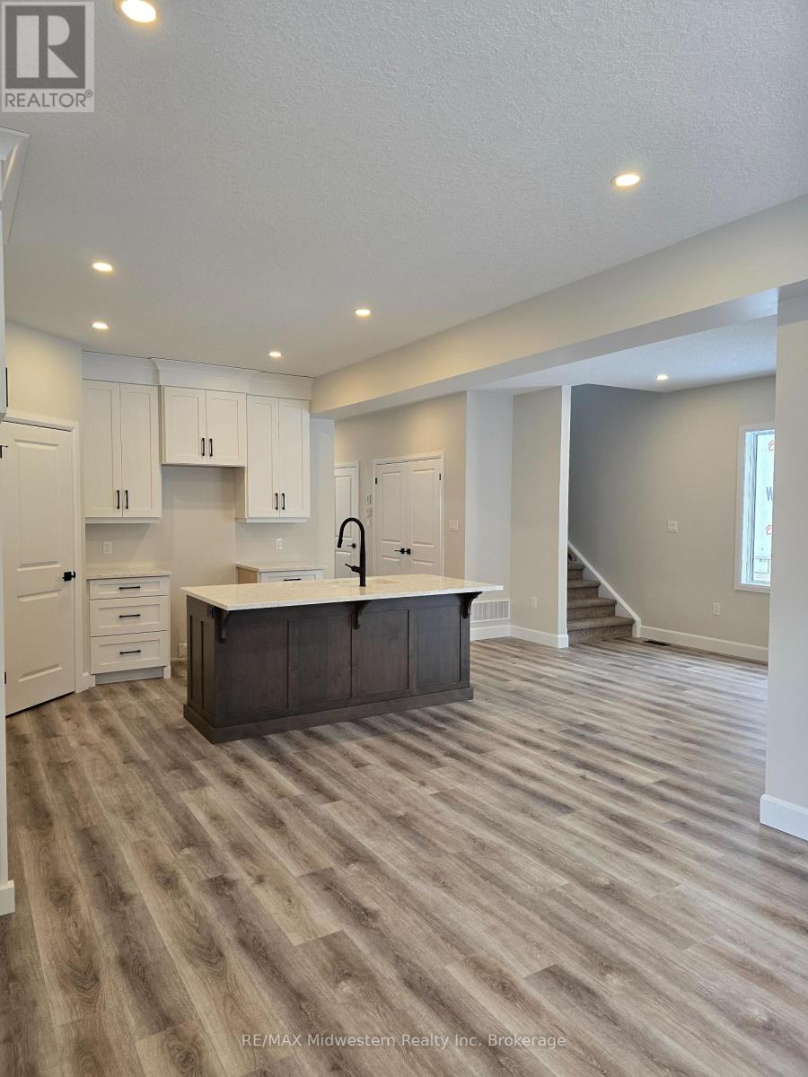 32 Roberts Street, Huron East (Seaforth), Ontario  N0K 1W0 - Photo 22 - X10780459