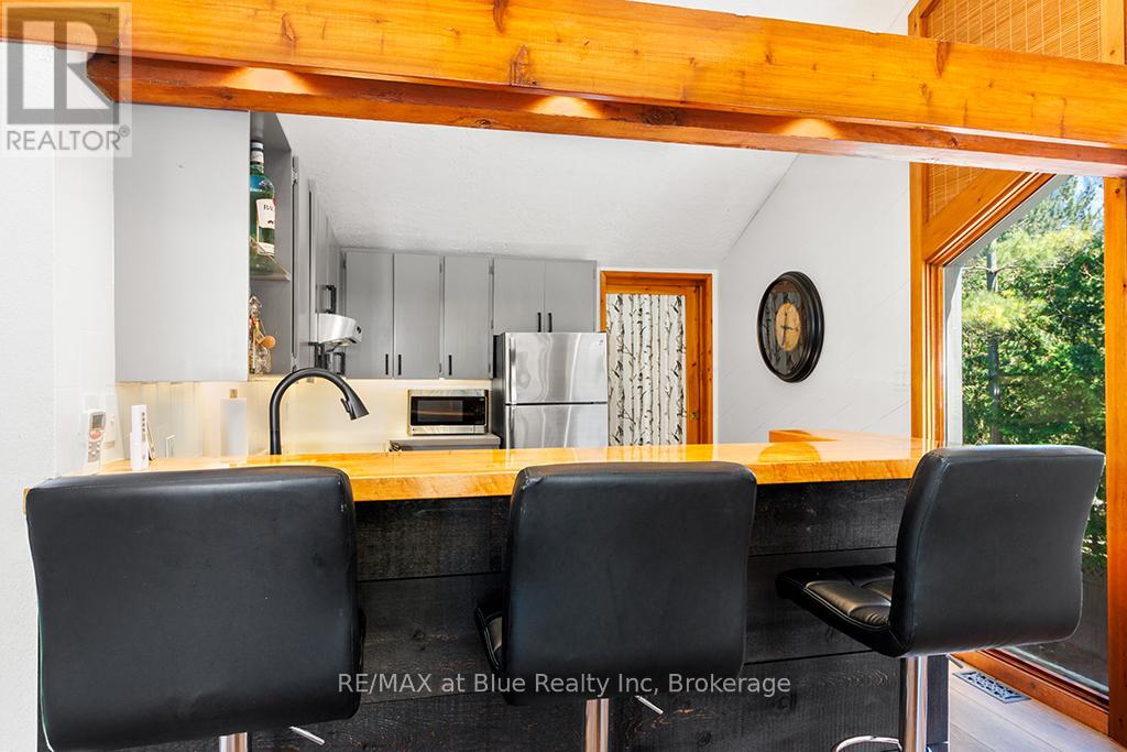 106 Ann Heggtveit Drive, Blue Mountains, Ontario  L9Y 0P7 - Photo 15 - X11894398