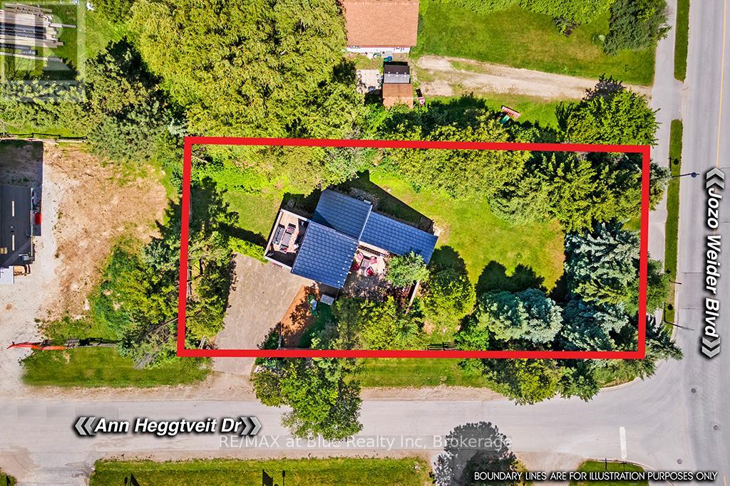 106 Ann Heggtveit Drive, Blue Mountains, Ontario  L9Y 0P7 - Photo 6 - X11894398