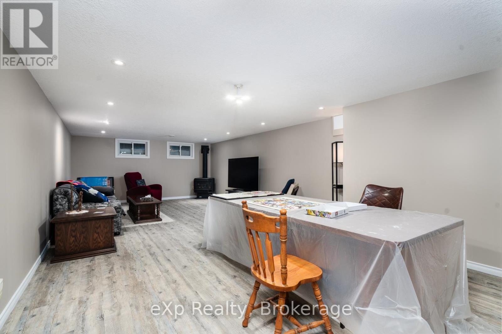 490 Saddler Street E, West Grey, Ontario  N0G 1R0 - Photo 23 - X11882772