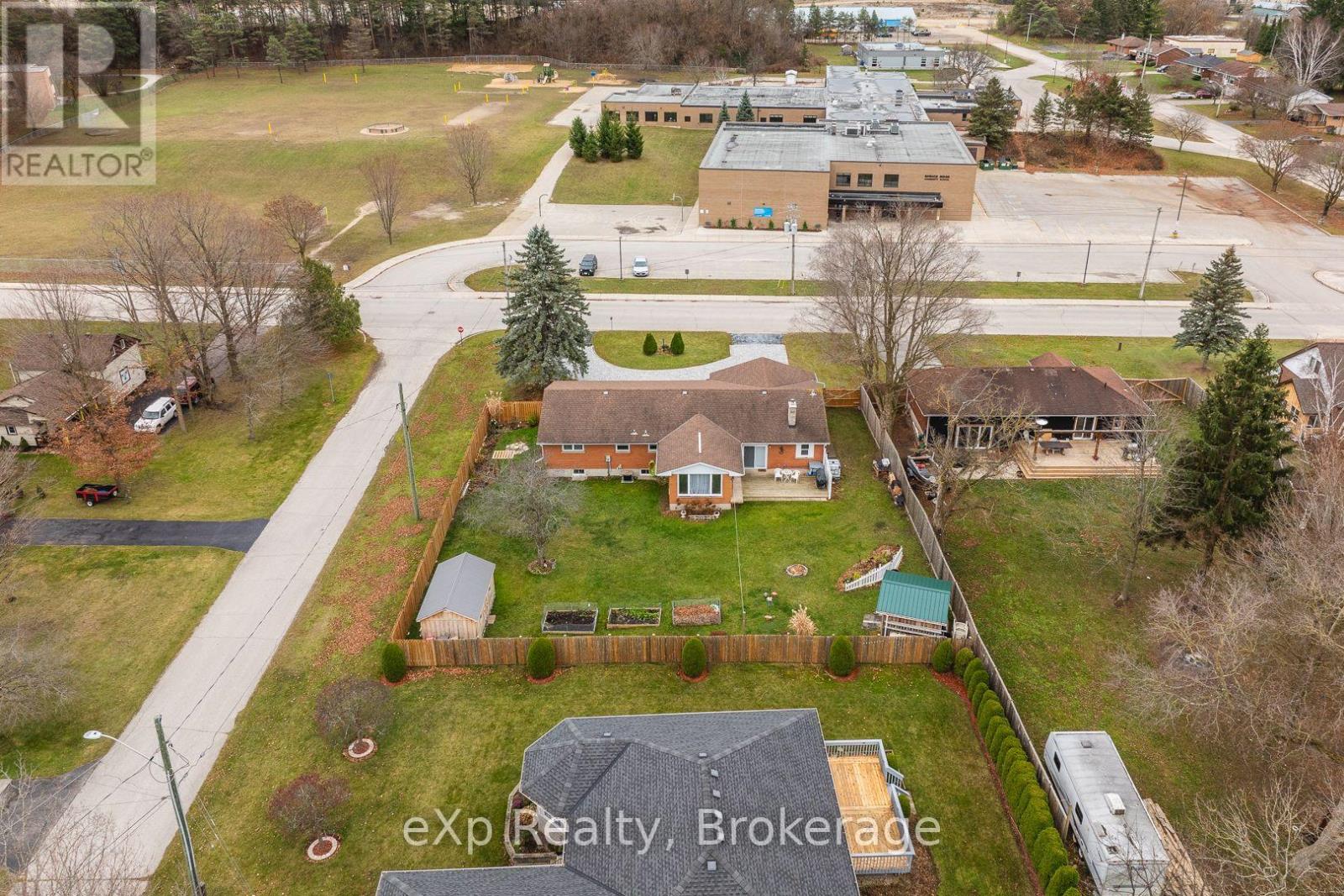 490 Saddler Street E, West Grey, Ontario  N0G 1R0 - Photo 5 - X11882772