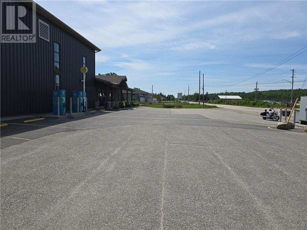 309 Highway 124, South River, Ontario  P0A 1X0 - Photo 4 - 2120146