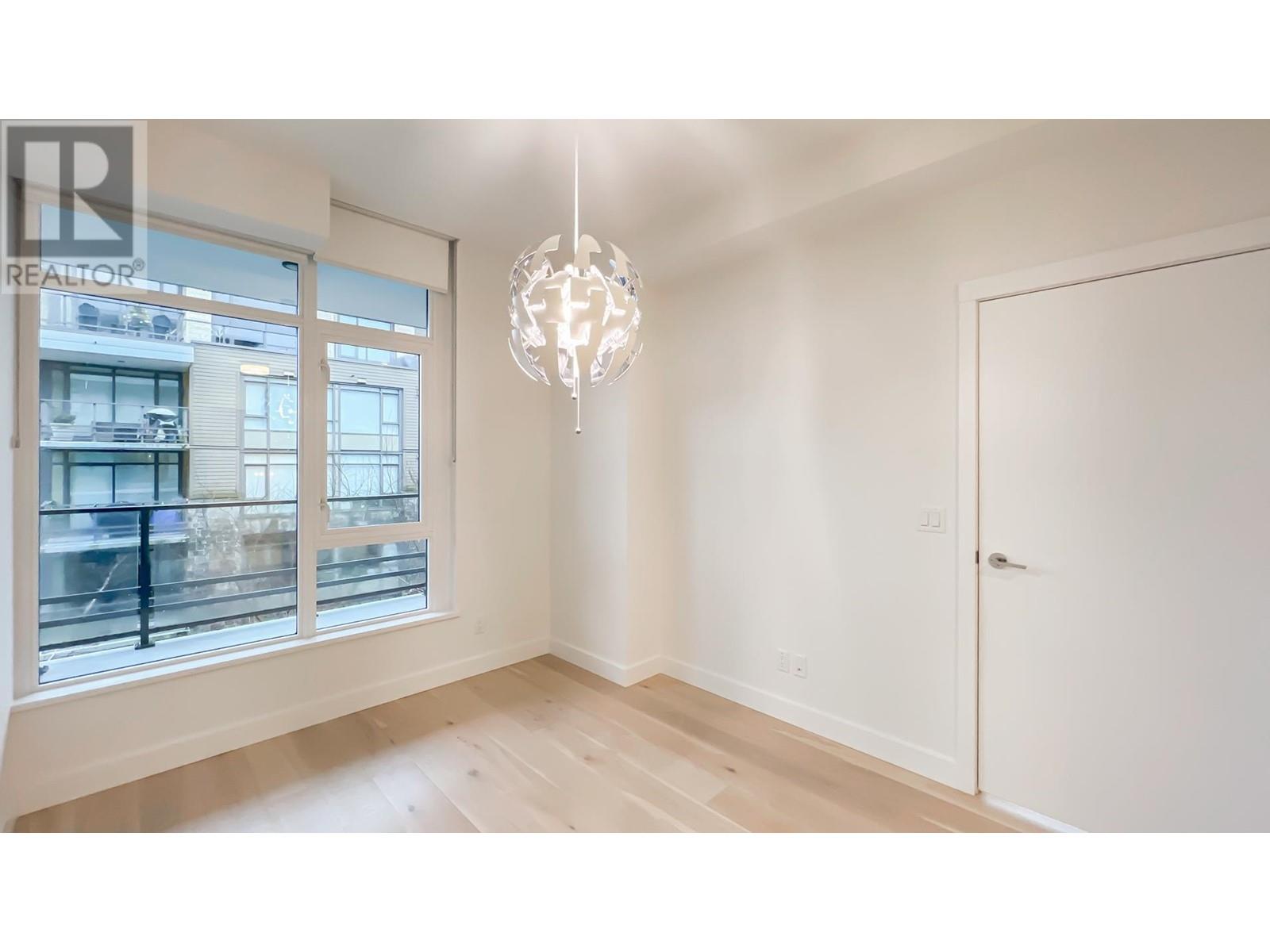 302 1295 Conifer Street, North Vancouver, British Columbia  V7J 0B4 - Photo 7 - R2950633