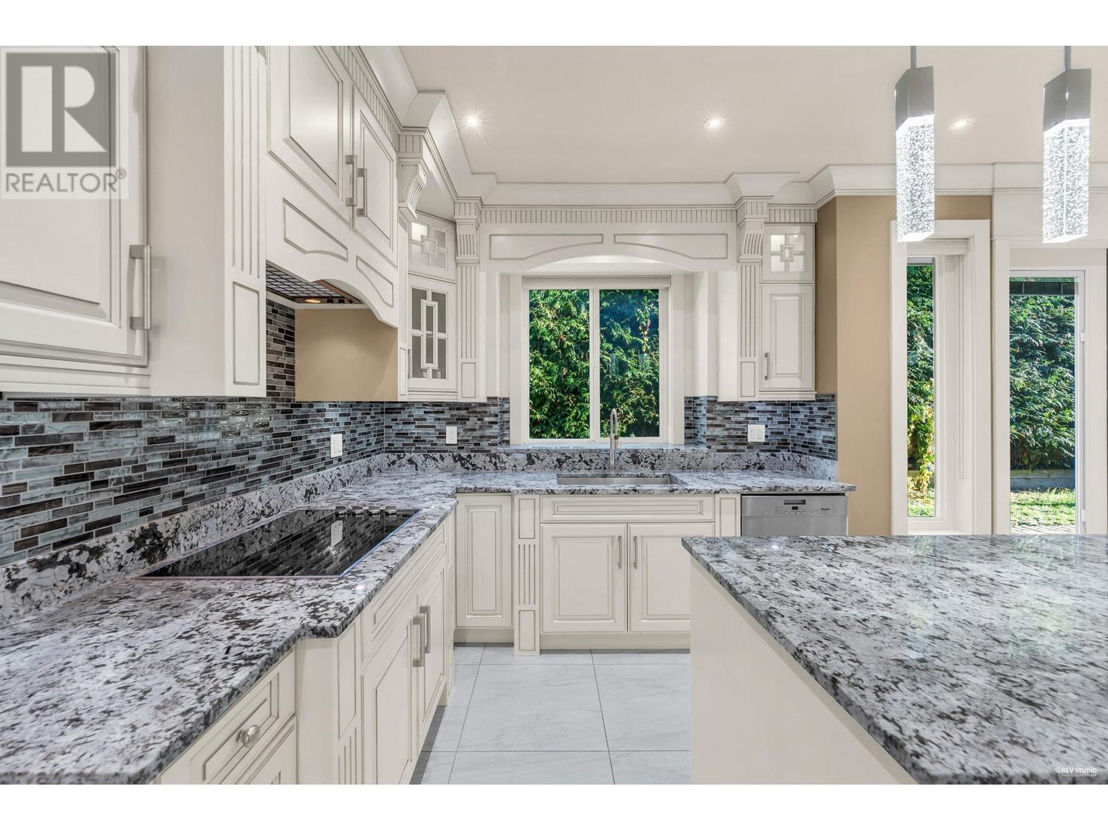 8600 Fairfax Crescent, Richmond, British Columbia  V7C 1Y1 - Photo 17 - R2950639