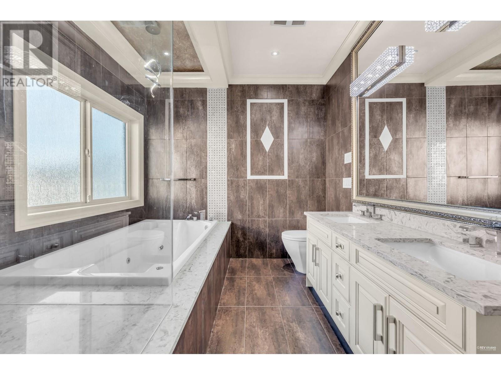 8600 Fairfax Crescent, Richmond, British Columbia  V7C 1Y1 - Photo 23 - R2950639