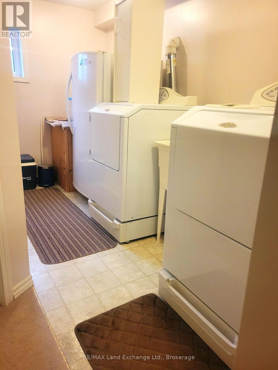 664 Palmateer Drive S, Kincardine, Ontario  N2Z 1R4 - Photo 12 - X11894426