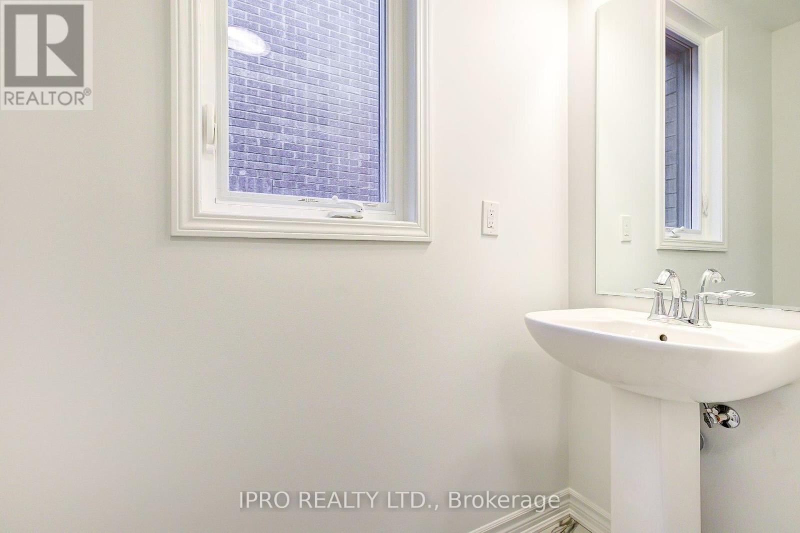 1225 Granary StreetOakville, Ontario  L6H 7Y3 - Photo 15 - W11894472