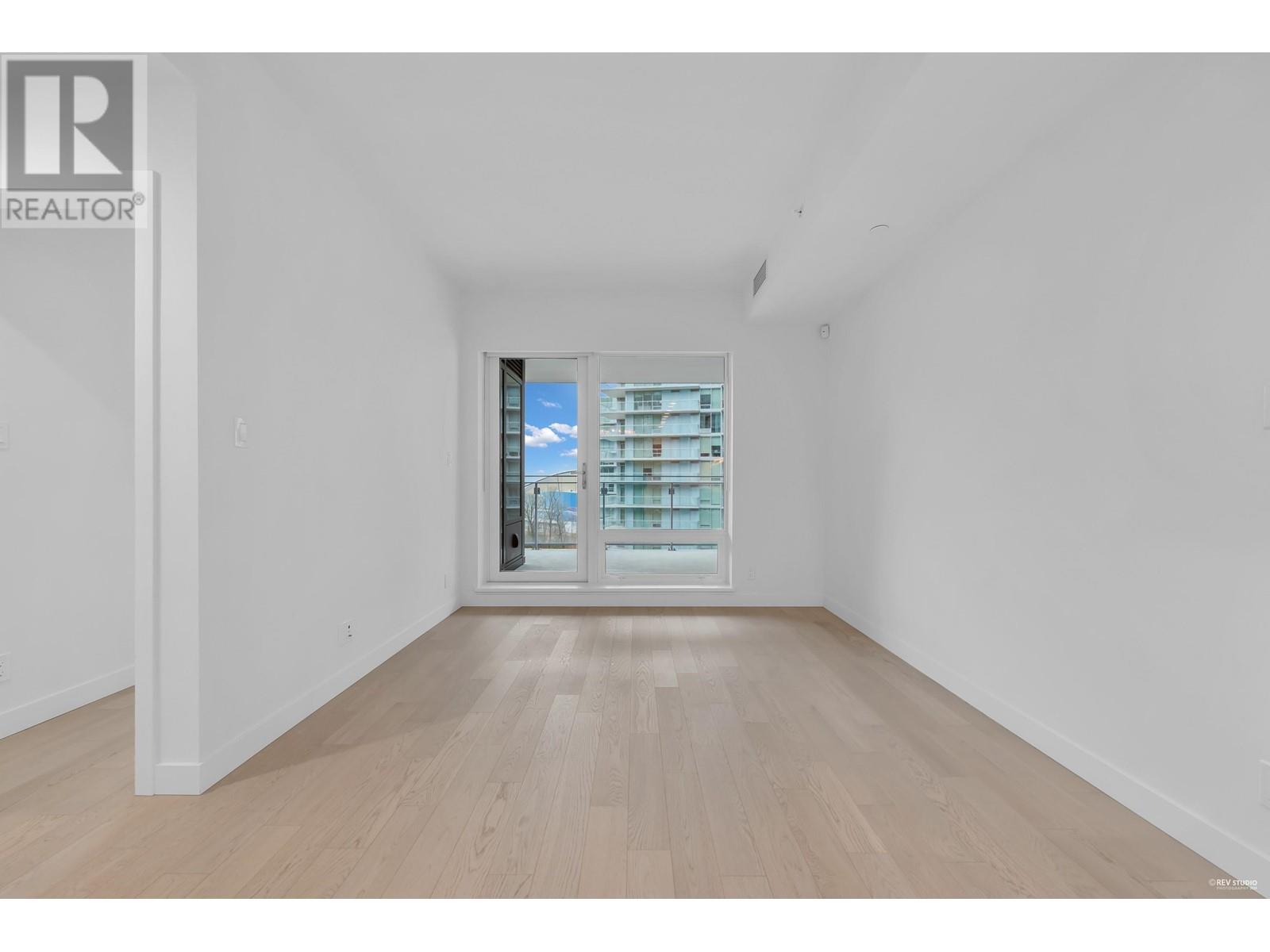 Listing Picture 8 of 23 : 614 6811 PEARSON WAY, Richmond / 烈治文 - 魯藝地產 Yvonne Lu Group - MLS Medallion Club Member