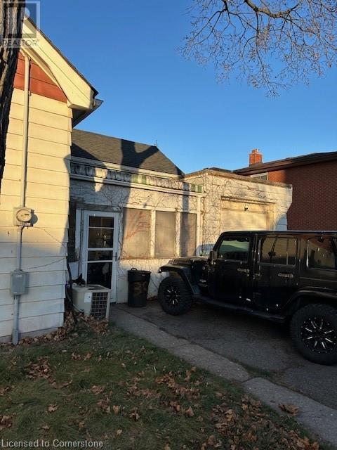 32 Steven StreetHamilton, Ontario  L8L 5N5 - Photo 3 - 40685447