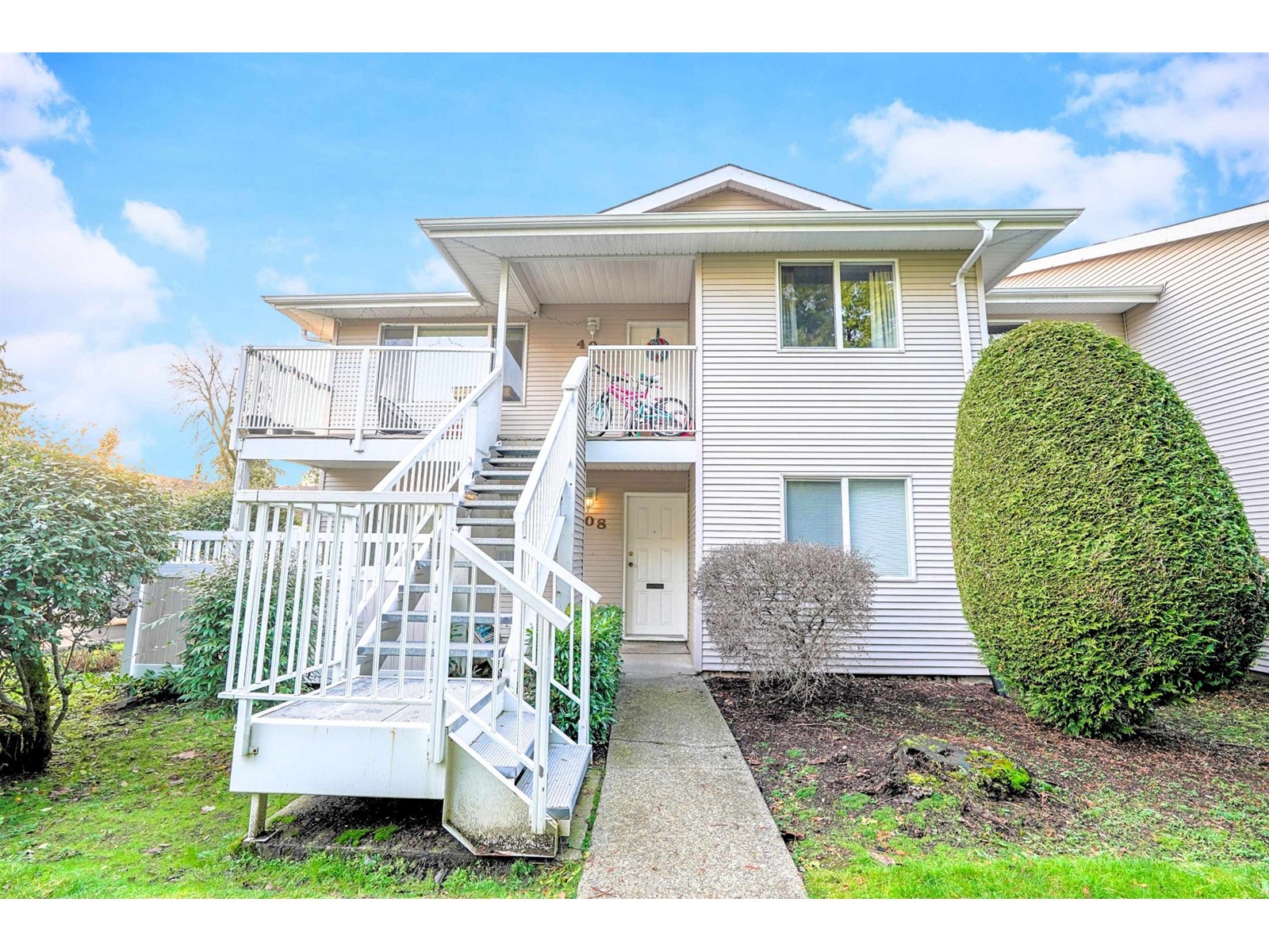 Property at 407 13963 72 AVENUE image 3