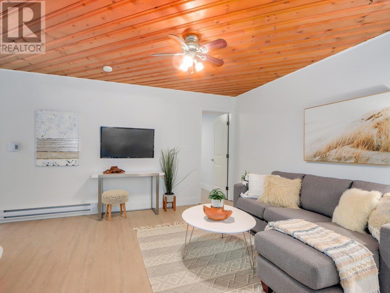 1338 Tatlow Avenue, North Vancouver, British Columbia  V7P 2Z6 - Photo 13 - R2950594