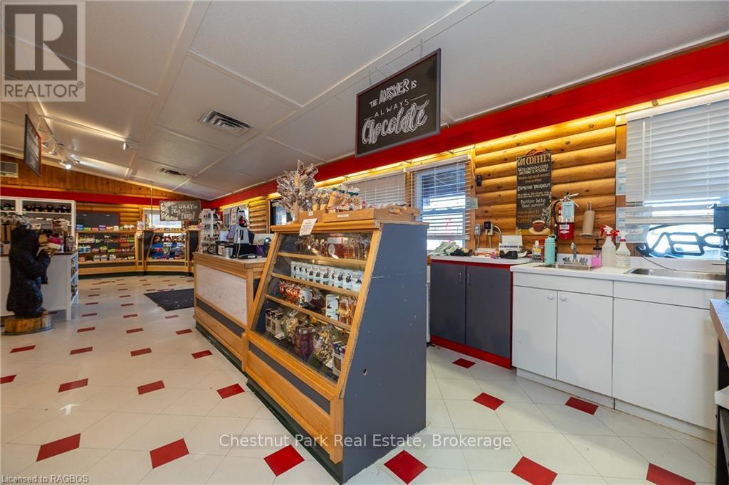 18 Bay Street S, Northern Bruce Peninsula, Ontario  N0H 2R0 - Photo 11 - X10846816