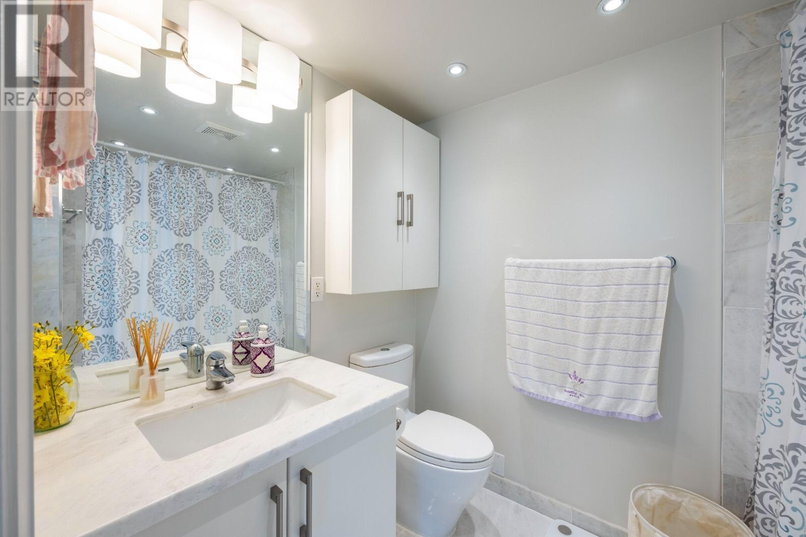 2201 1328 W Pender Street, Vancouver, British Columbia  V6E 4T1 - Photo 19 - R2942809