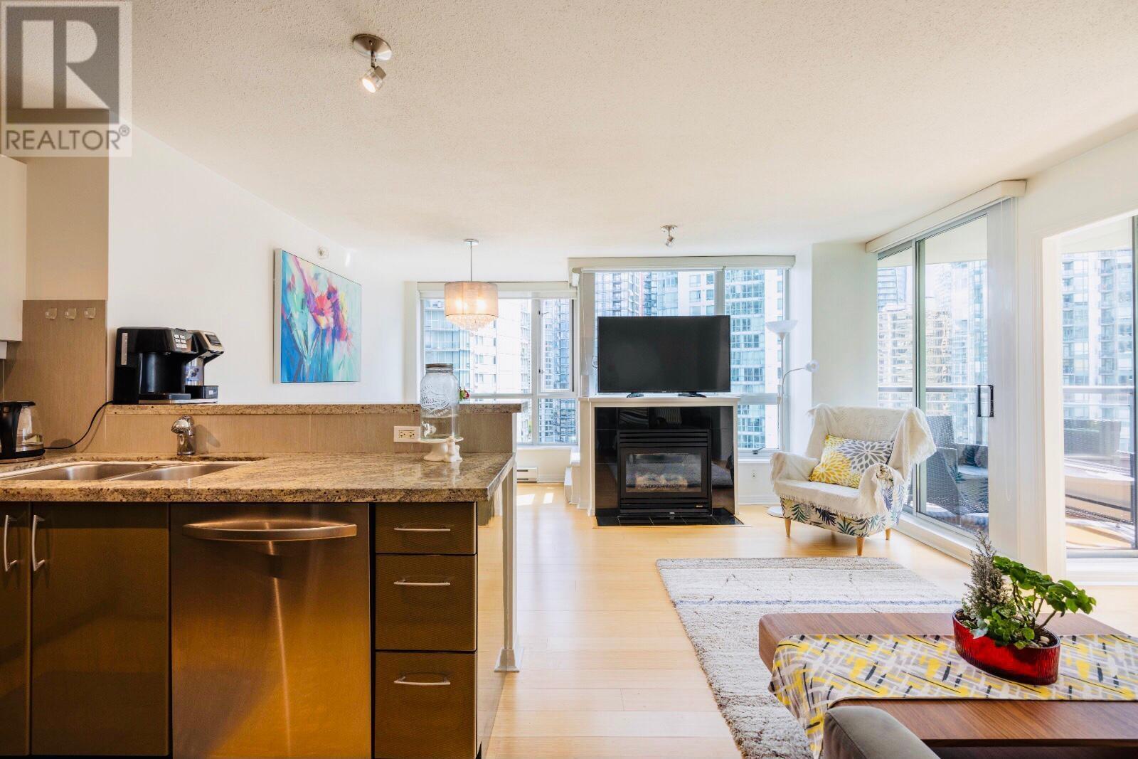 2201 1328 W Pender Street, Vancouver, British Columbia  V6E 4T1 - Photo 6 - R2942809