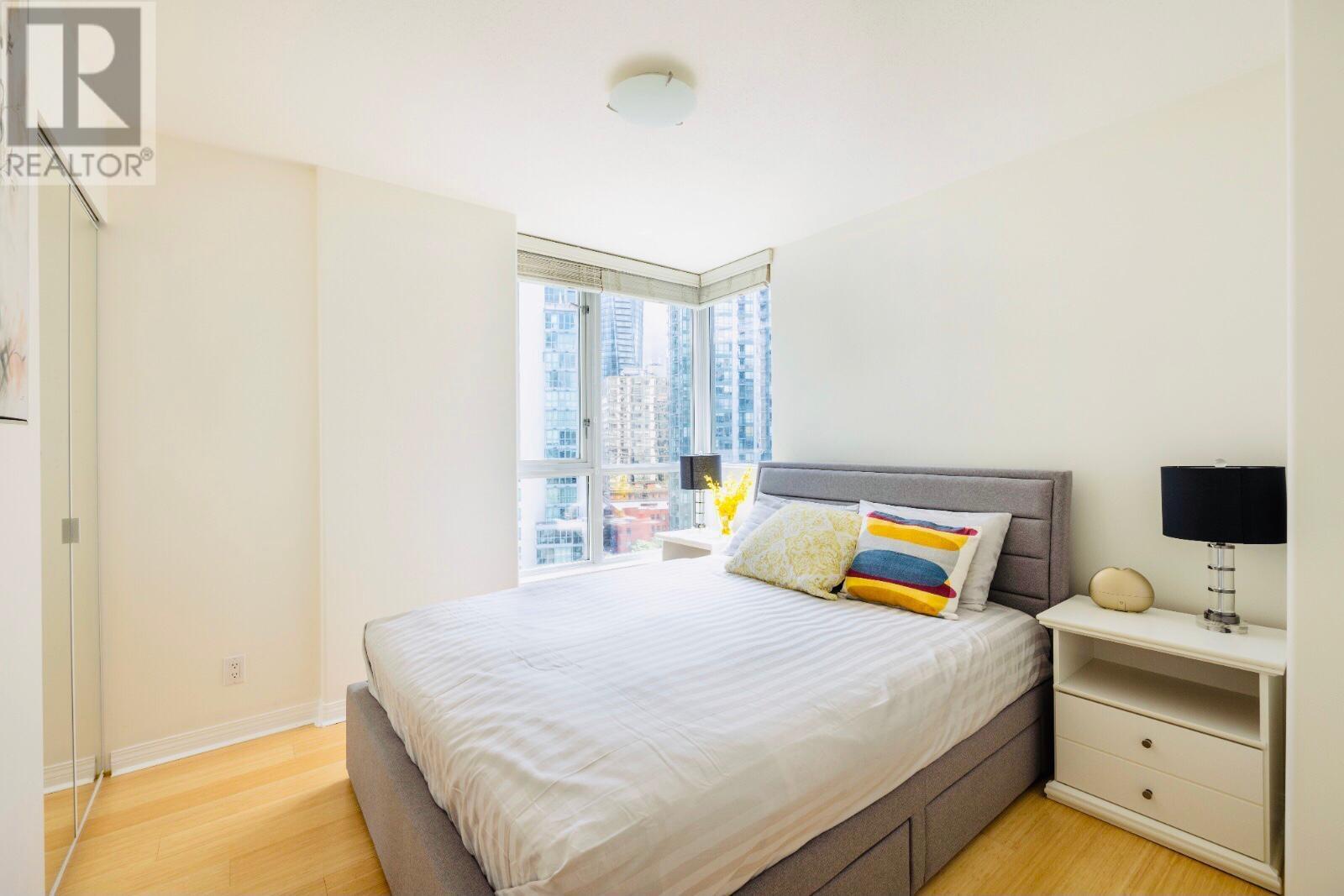 2201 1328 W Pender Street, Vancouver, British Columbia  V6E 4T1 - Photo 17 - R2942809