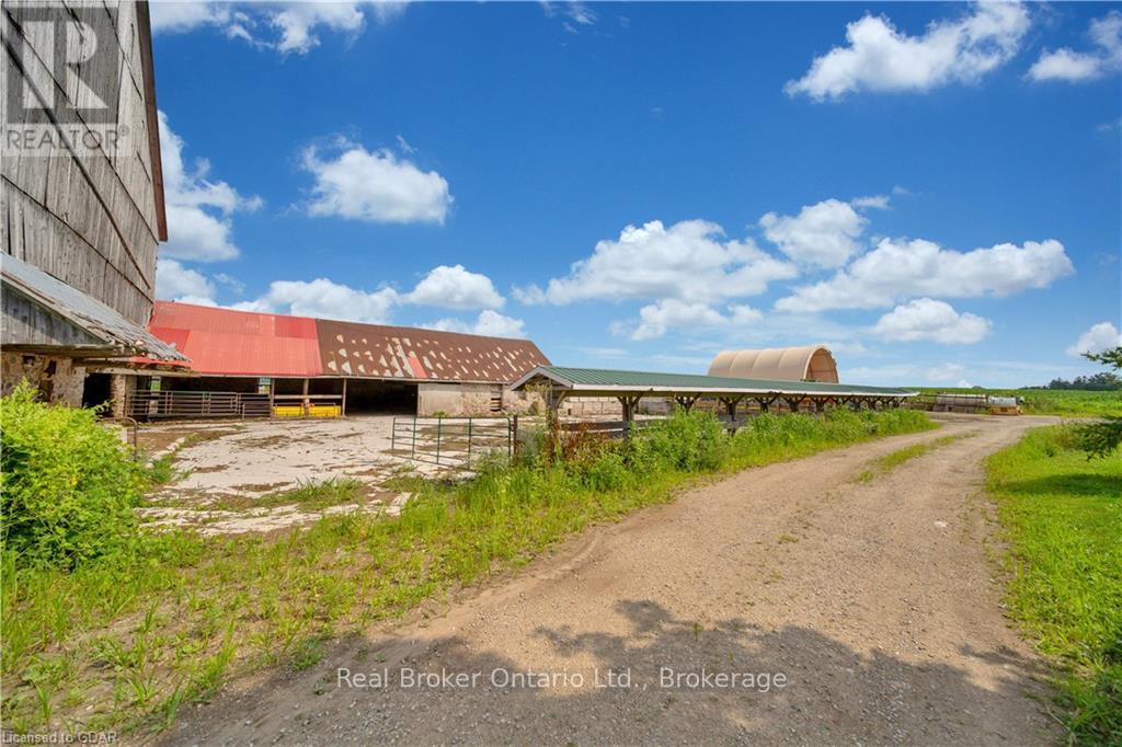 546 8, Brockton, Ontario  N0G 1S0 - Photo 11 - X10876497