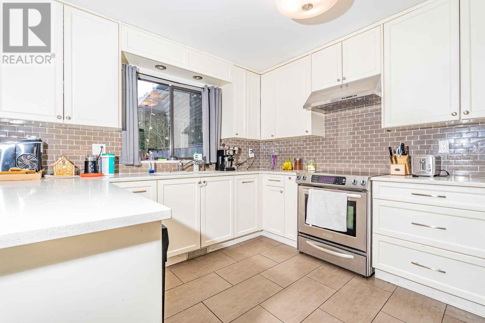9366 Kingsley Crescent, Richmond, British Columbia  V7A 4W7 - Photo 4 - R2950701
