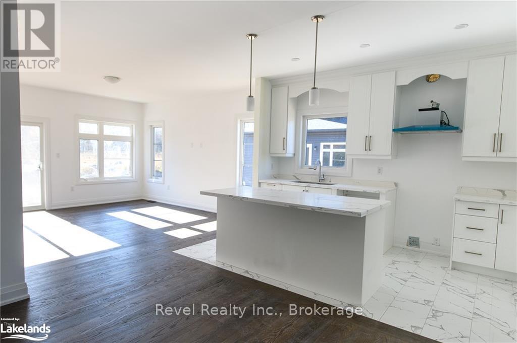 289 Ramblewood Drive, Wasaga Beach, Ontario  L9Z 2N9 - Photo 4 - S10438823