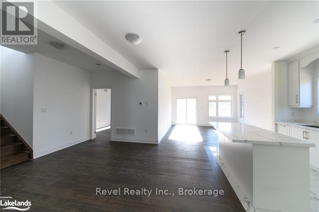 289 Ramblewood Drive, Wasaga Beach, Ontario  L9Z 2N9 - Photo 7 - S10438823