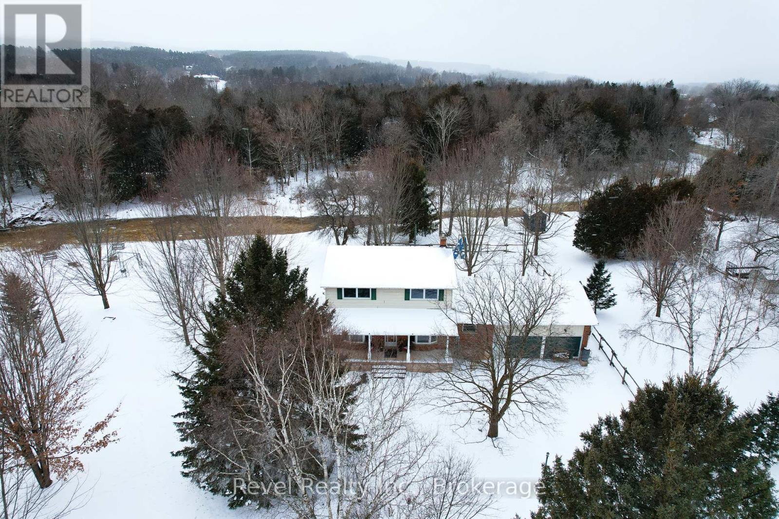 80 Mary Street, Clearview (Creemore), Ontario  L0M 1G0 - Photo 1 - S10439110