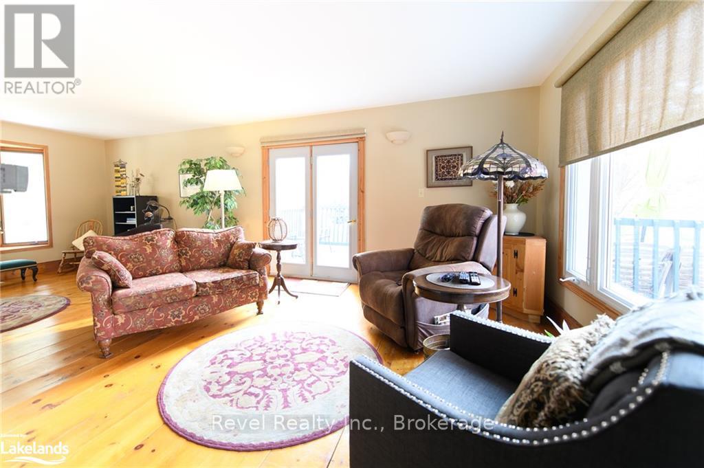 80 Mary Street, Clearview (Creemore), Ontario  L0M 1G0 - Photo 11 - S10439110