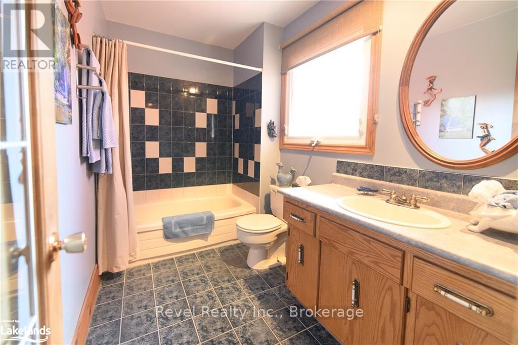 80 Mary Street, Clearview (Creemore), Ontario  L0M 1G0 - Photo 21 - S10439110