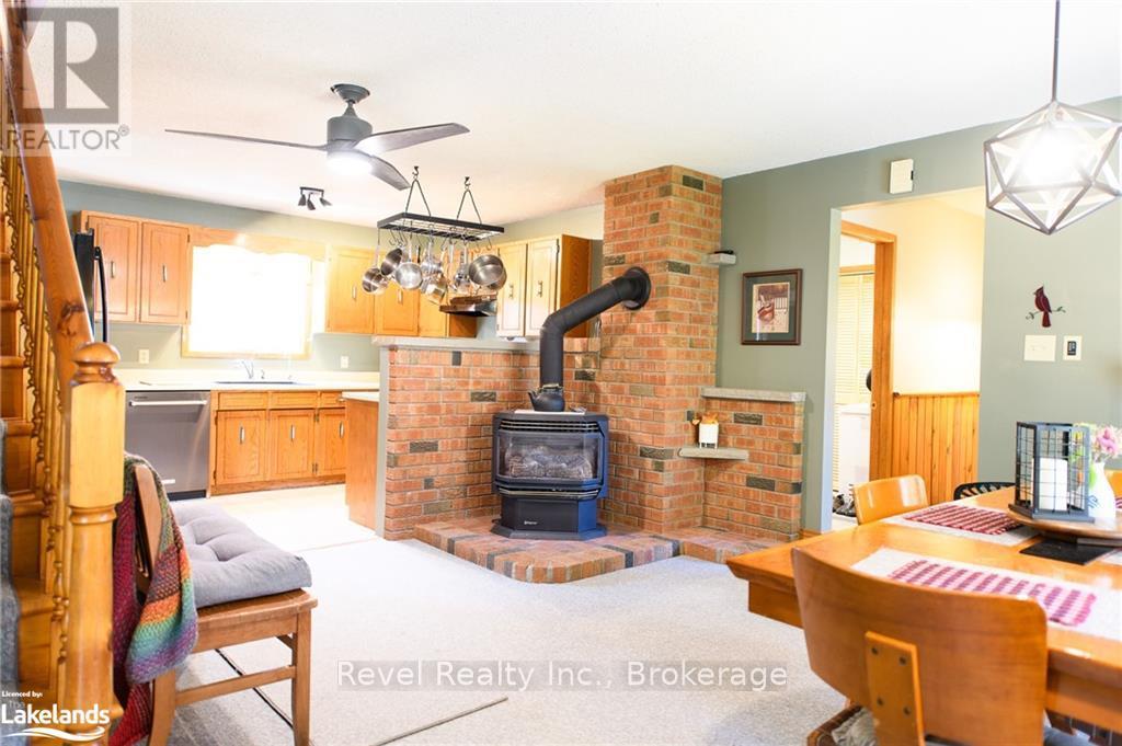 80 Mary Street, Clearview (Creemore), Ontario  L0M 1G0 - Photo 6 - S10439110