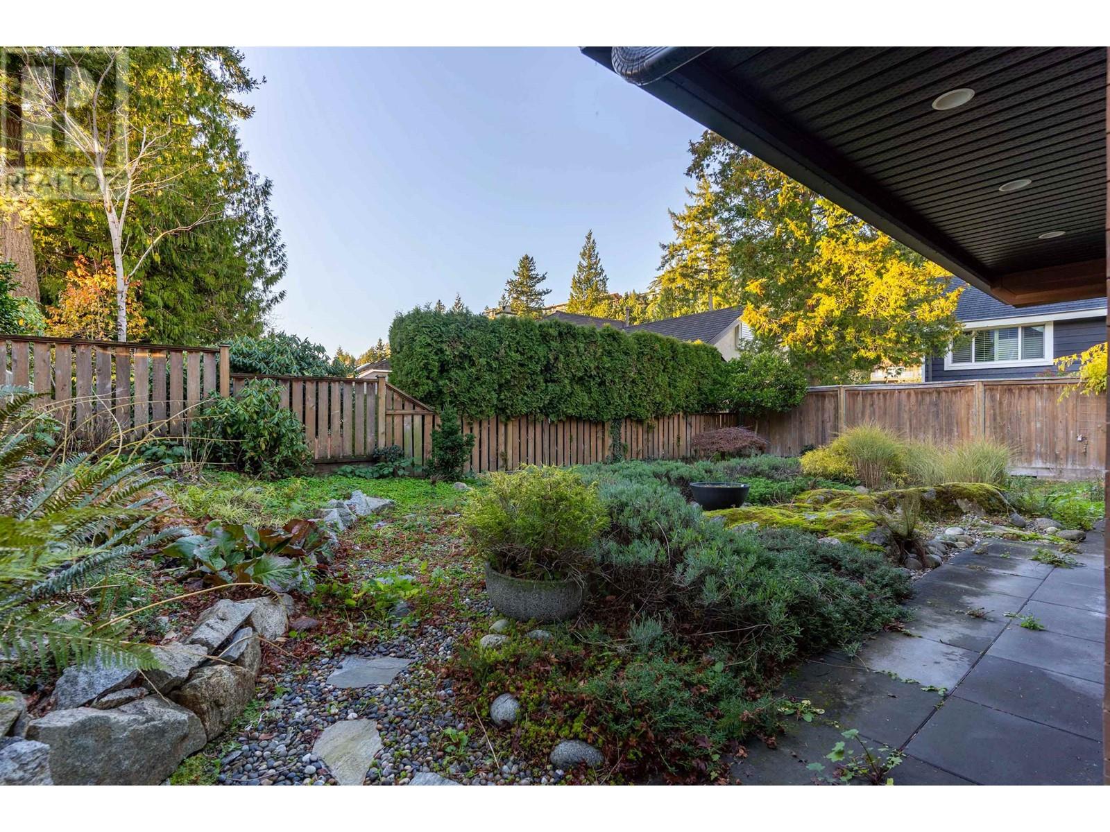 4786 Meadfeild Court, West Vancouver, British Columbia  V7W 2Y3 - Photo 37 - R2950713