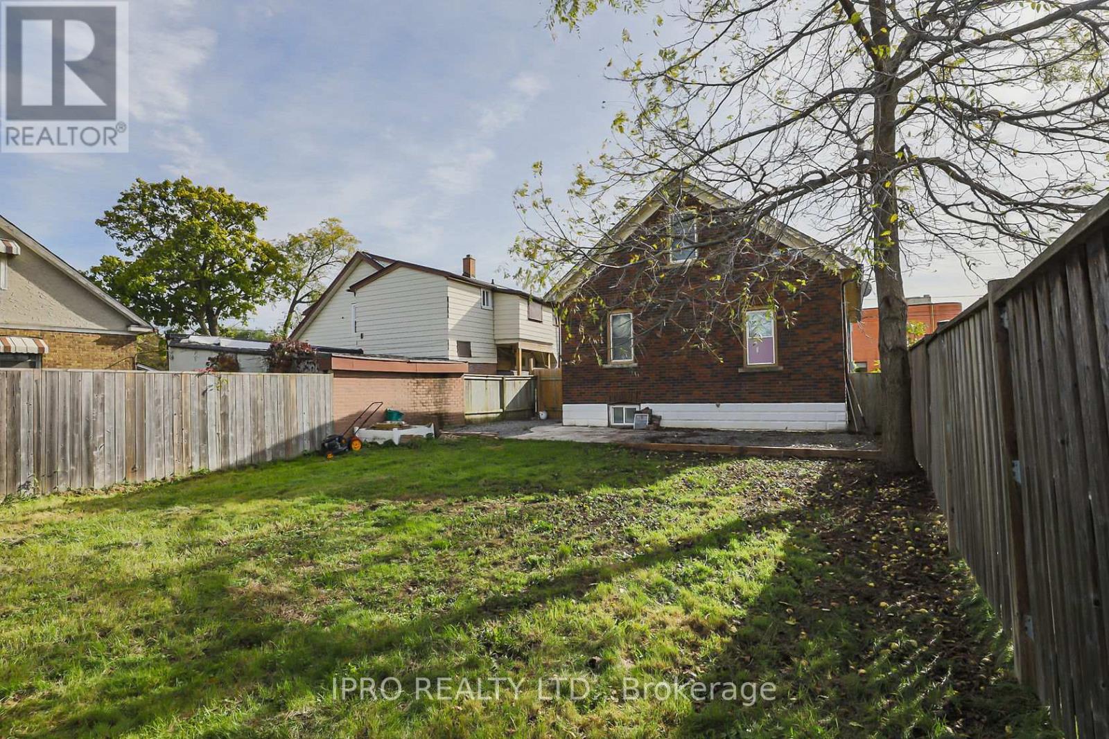 5877 North Street N, Niagara Falls, Ontario  L2G 1J7 - Photo 22 - X11894574