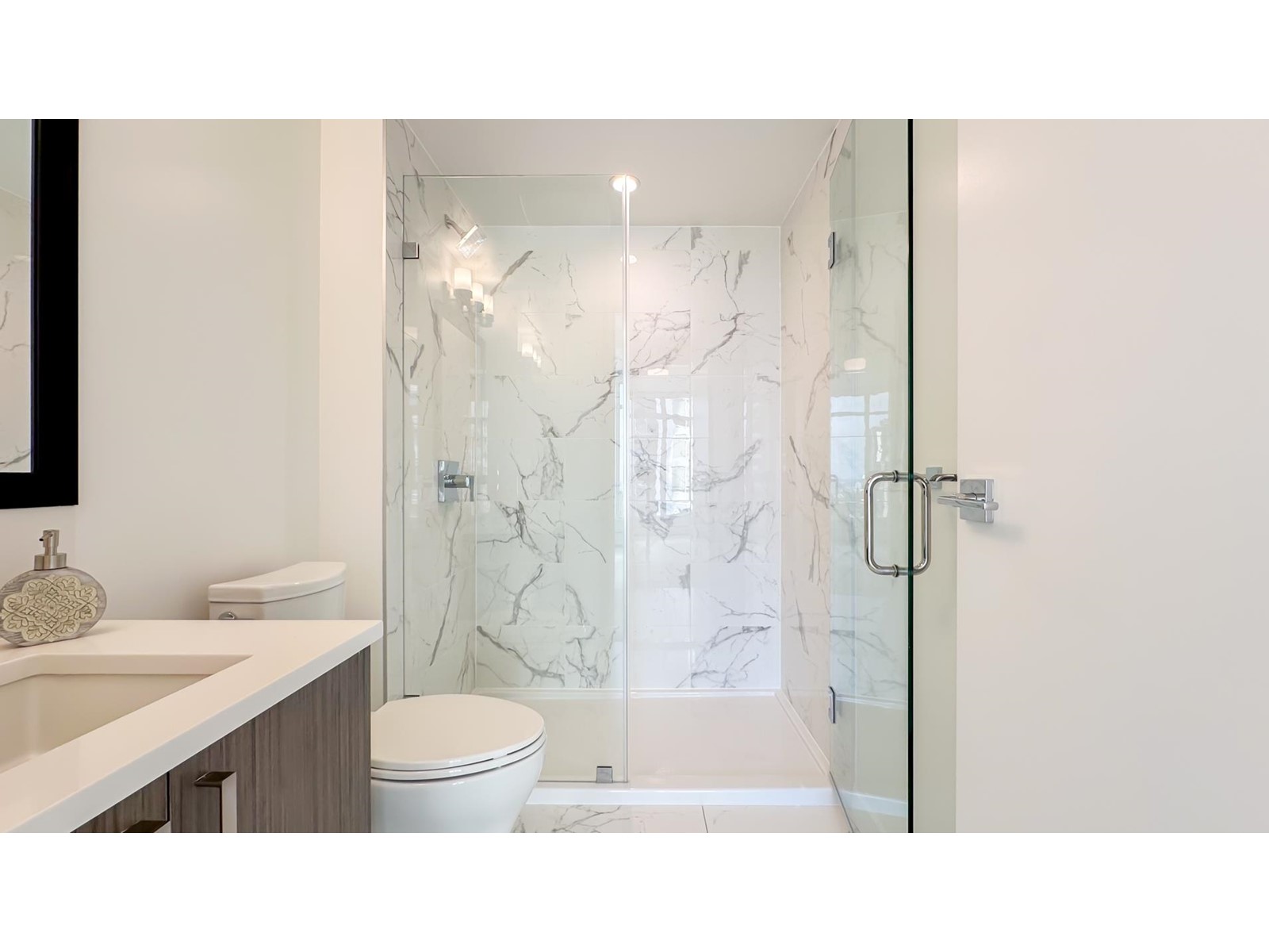 2211 13350 Central Avenue, Surrey, British Columbia  V3T 0S1 - Photo 11 - R2950537