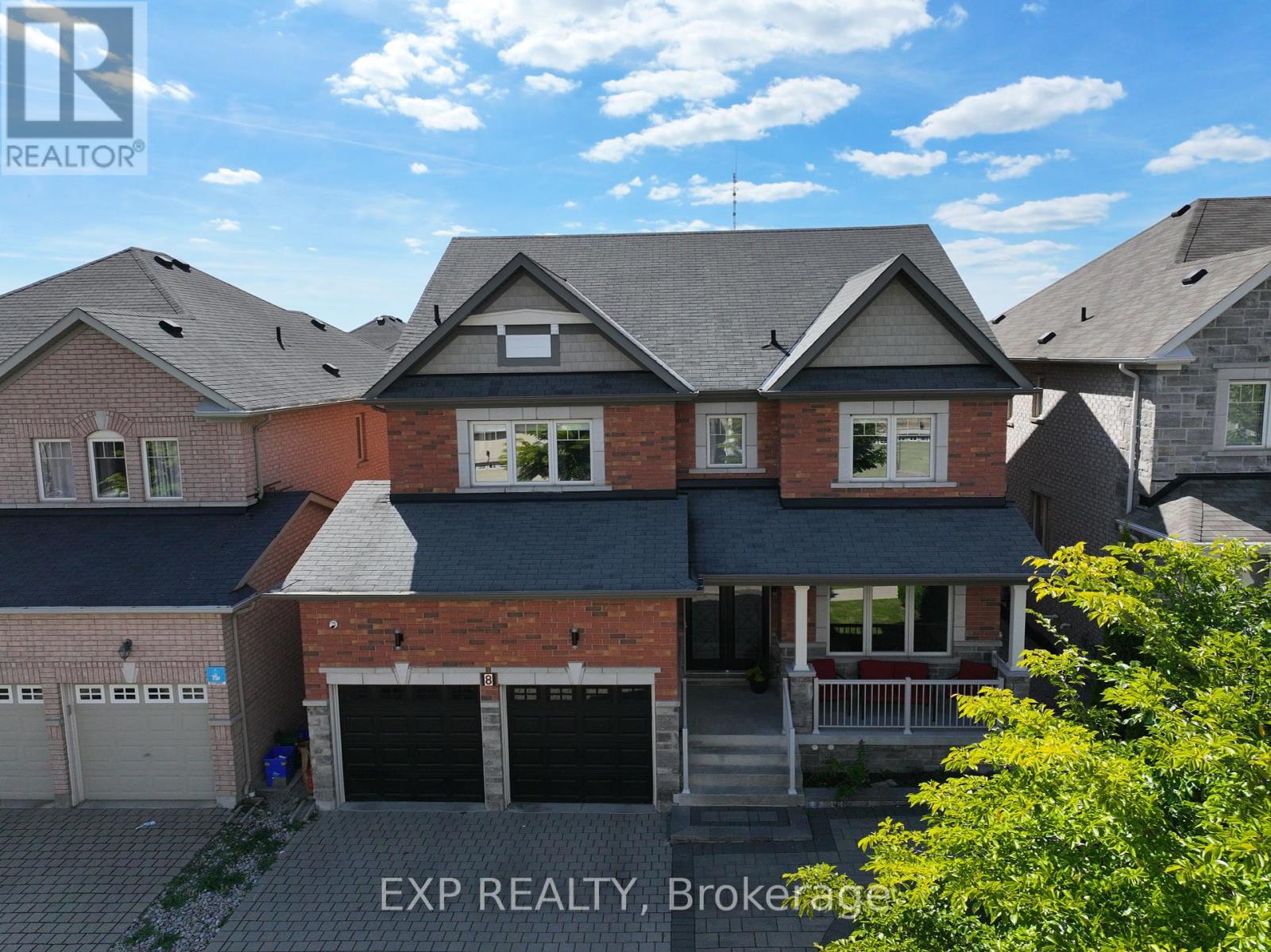 8 PHILIPS LAKE COURT, Richmond Hill, Ontario