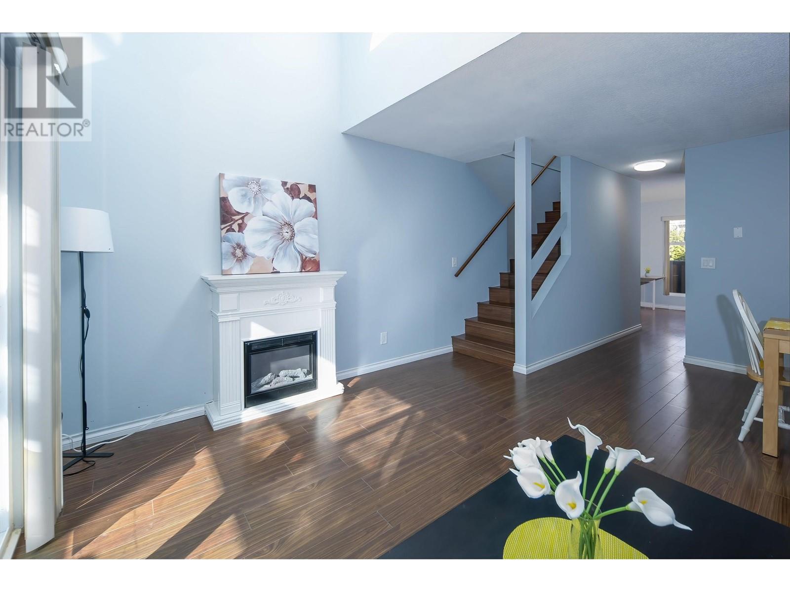 3 6831 Cooney Road, Richmond, British Columbia  V6Y 2J9 - Photo 2 - R2950714