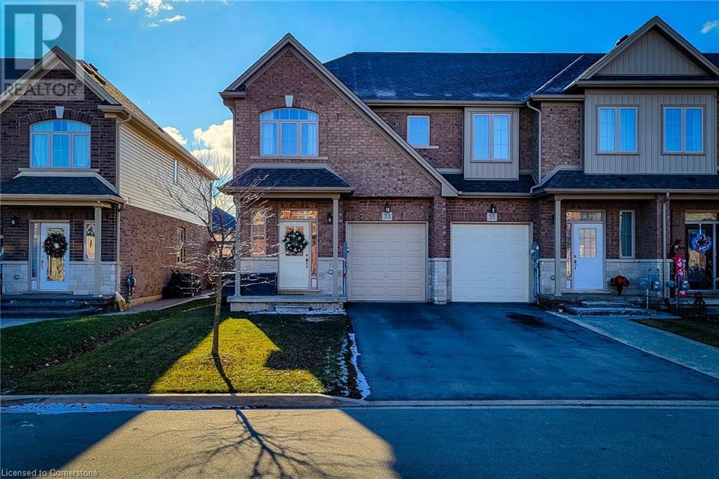 33 FAIRGROUNDS DRIVE Drive Binbrook