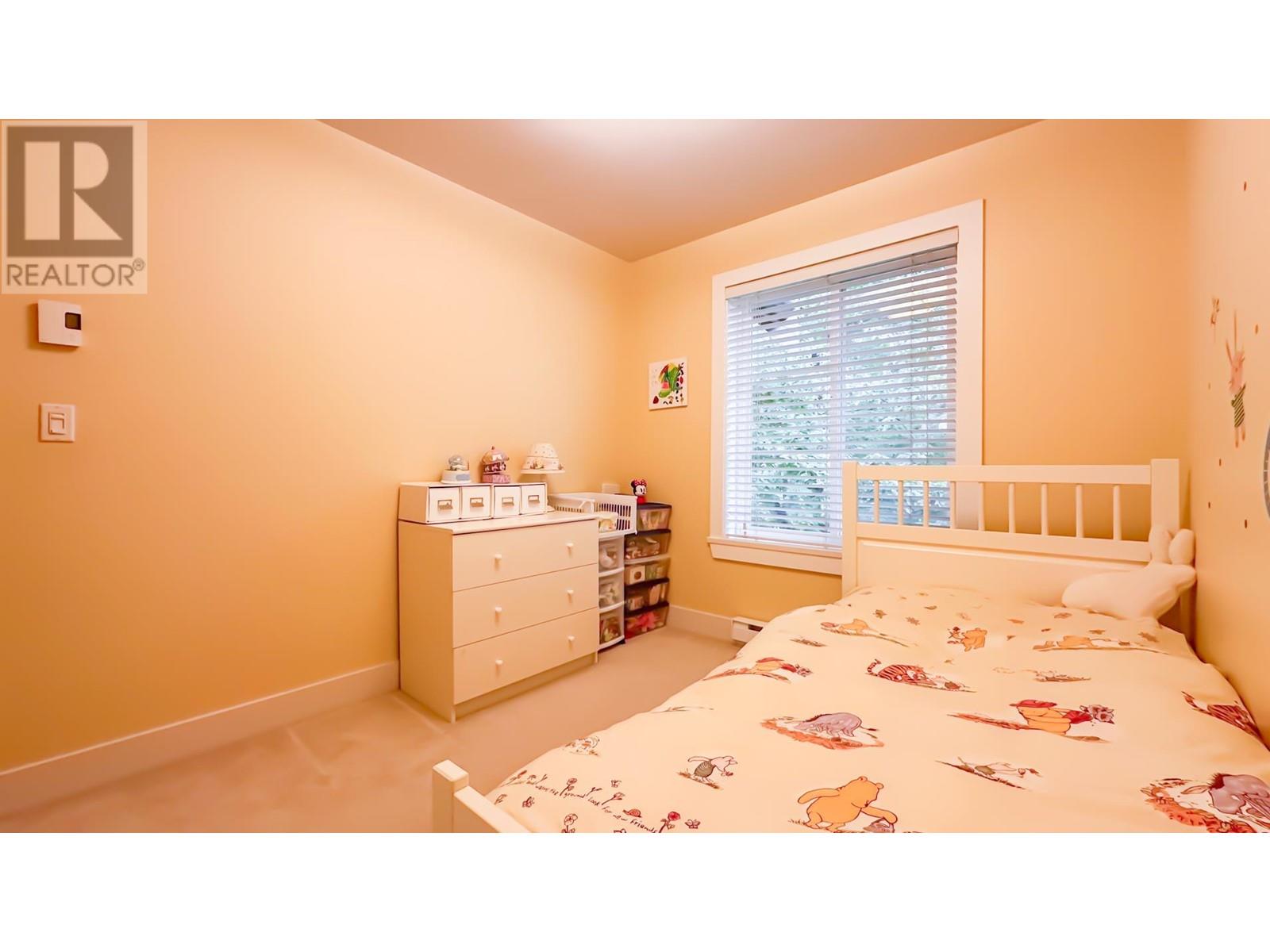 Listing Picture 23 of 31 : 4 7520 GILBERT ROAD, Richmond / 烈治文 - 魯藝地產 Yvonne Lu Group - MLS Medallion Club Member