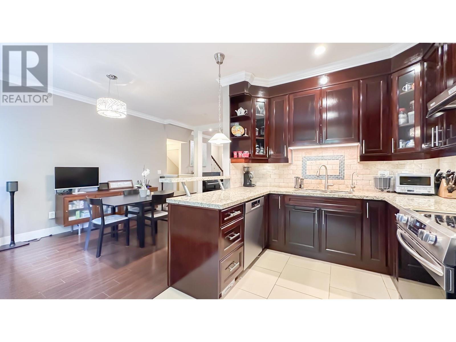 Listing Picture 13 of 31 : 4 7520 GILBERT ROAD, Richmond / 烈治文 - 魯藝地產 Yvonne Lu Group - MLS Medallion Club Member