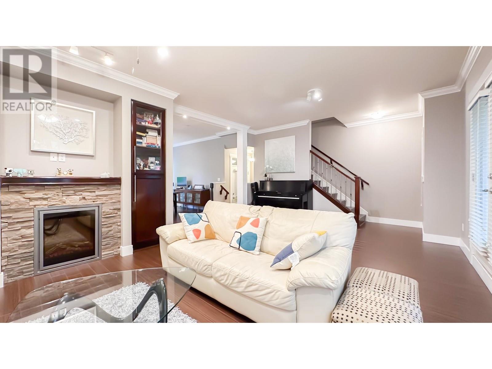 Listing Picture 5 of 31 : 4 7520 GILBERT ROAD, Richmond / 烈治文 - 魯藝地產 Yvonne Lu Group - MLS Medallion Club Member