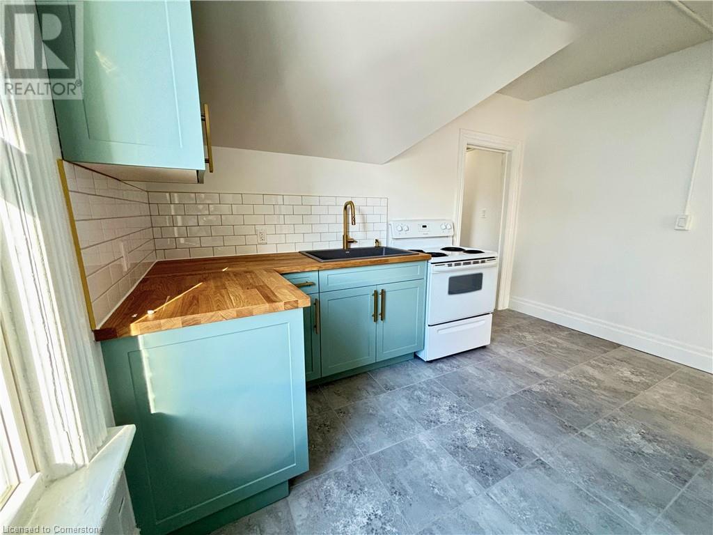 14 Serviss Street Unit# Upper, Cambridge, Ontario  N1R 2N3 - Photo 11 - 40685334