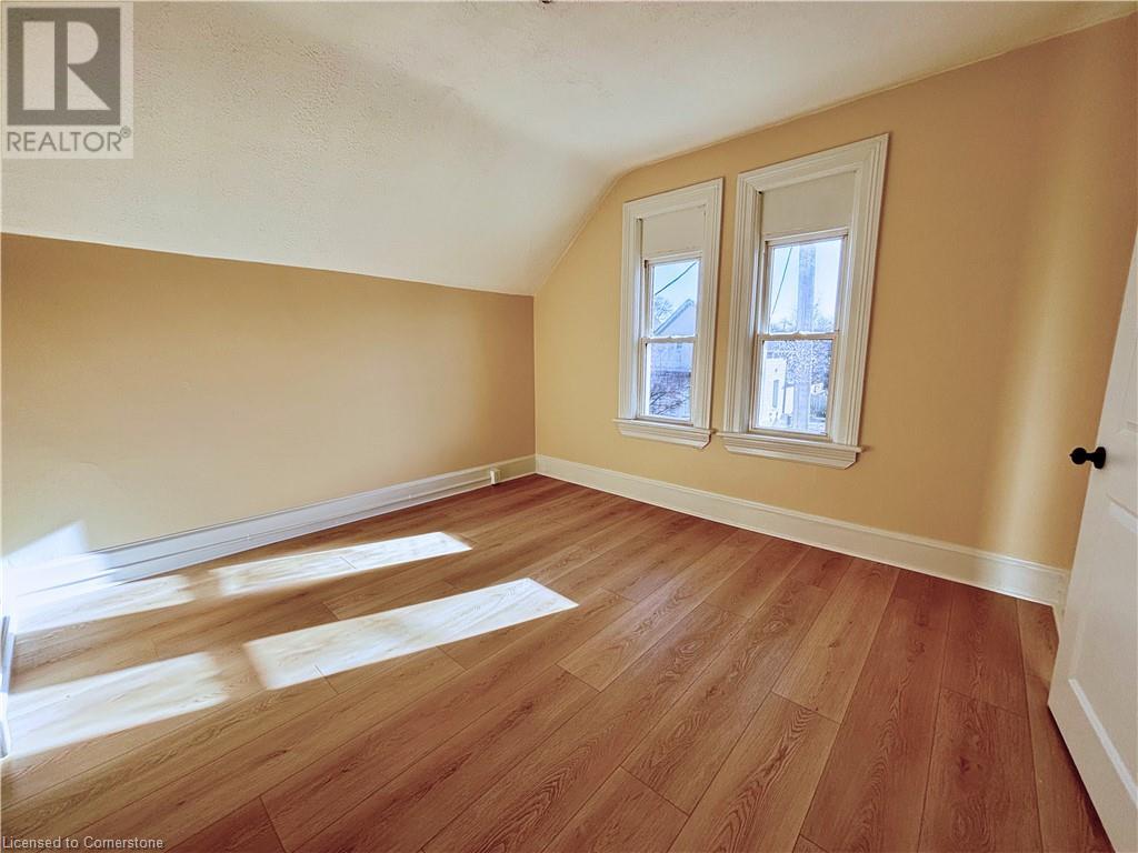 14 Serviss Street Unit# Upper, Cambridge, Ontario  N1R 2N3 - Photo 12 - 40685334