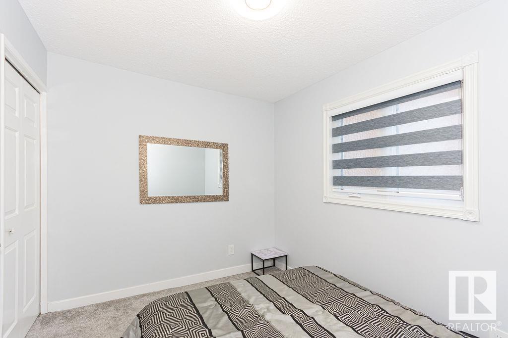 Property at 15828 98 ST NW image 2