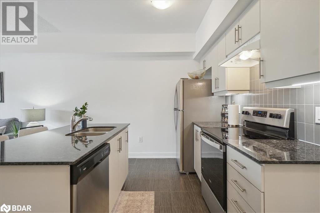 4 Spice Way Unit# 213, Barrie, Ontario  L9J 0M2 - Photo 10 - 40685571