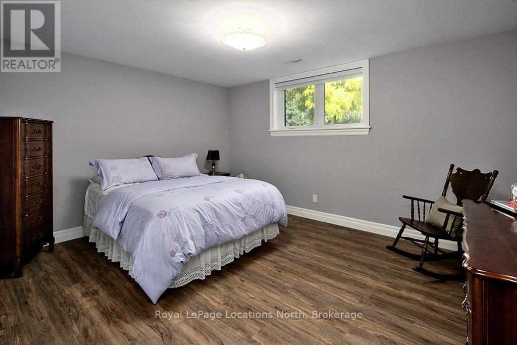 134 Louisa Street E, Blue Mountains, Ontario  N0H 2P0 - Photo 24 - X11890652
