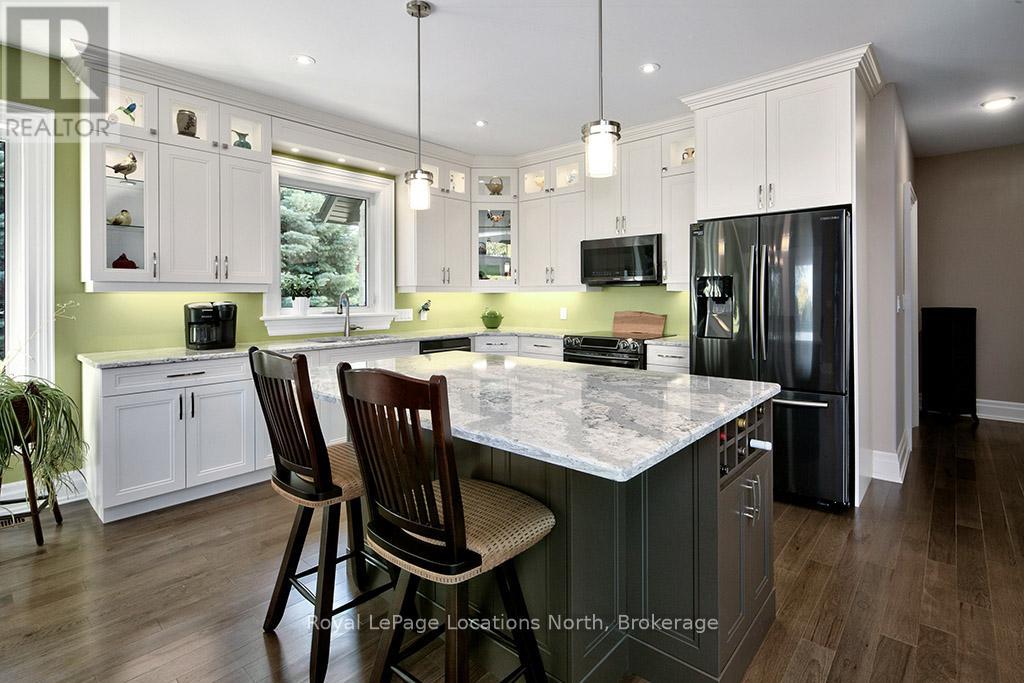 134 Louisa Street E, Blue Mountains, Ontario  N0H 2P0 - Photo 8 - X11890652